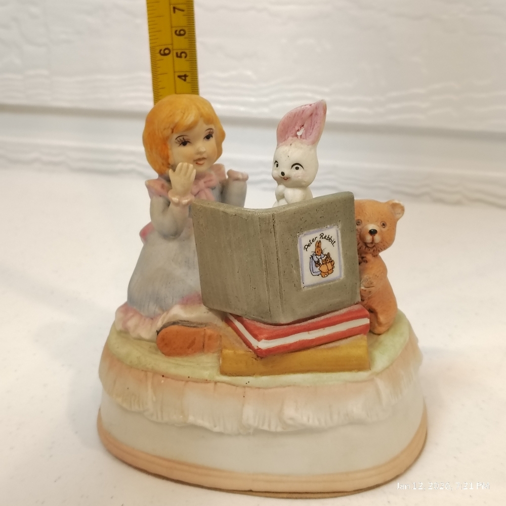 Vintage Ceramic Peter Rabbit Music Box with animated rabbit by Price  Products - Picture 6 of 6